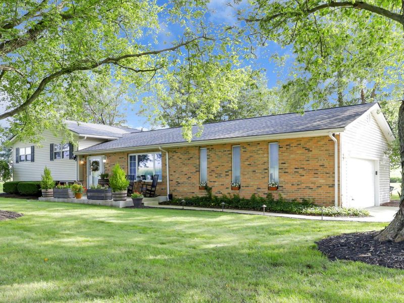 2325 Carroll Southern Road NW, Carroll, OH 43112 Photo 2