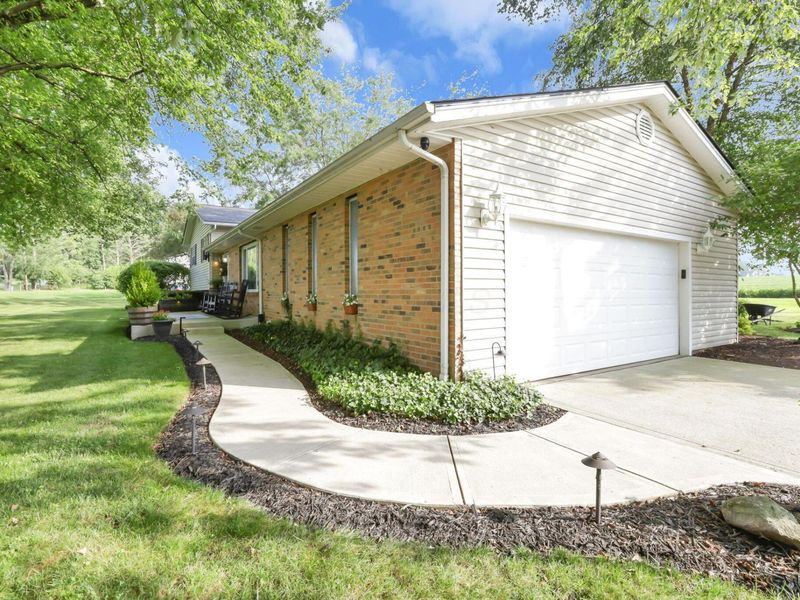 2325 Carroll Southern Road NW, Carroll, OH 43112 Photo 8