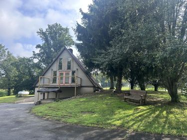 1865 Blair School Road, Russell Springs, KY 42642