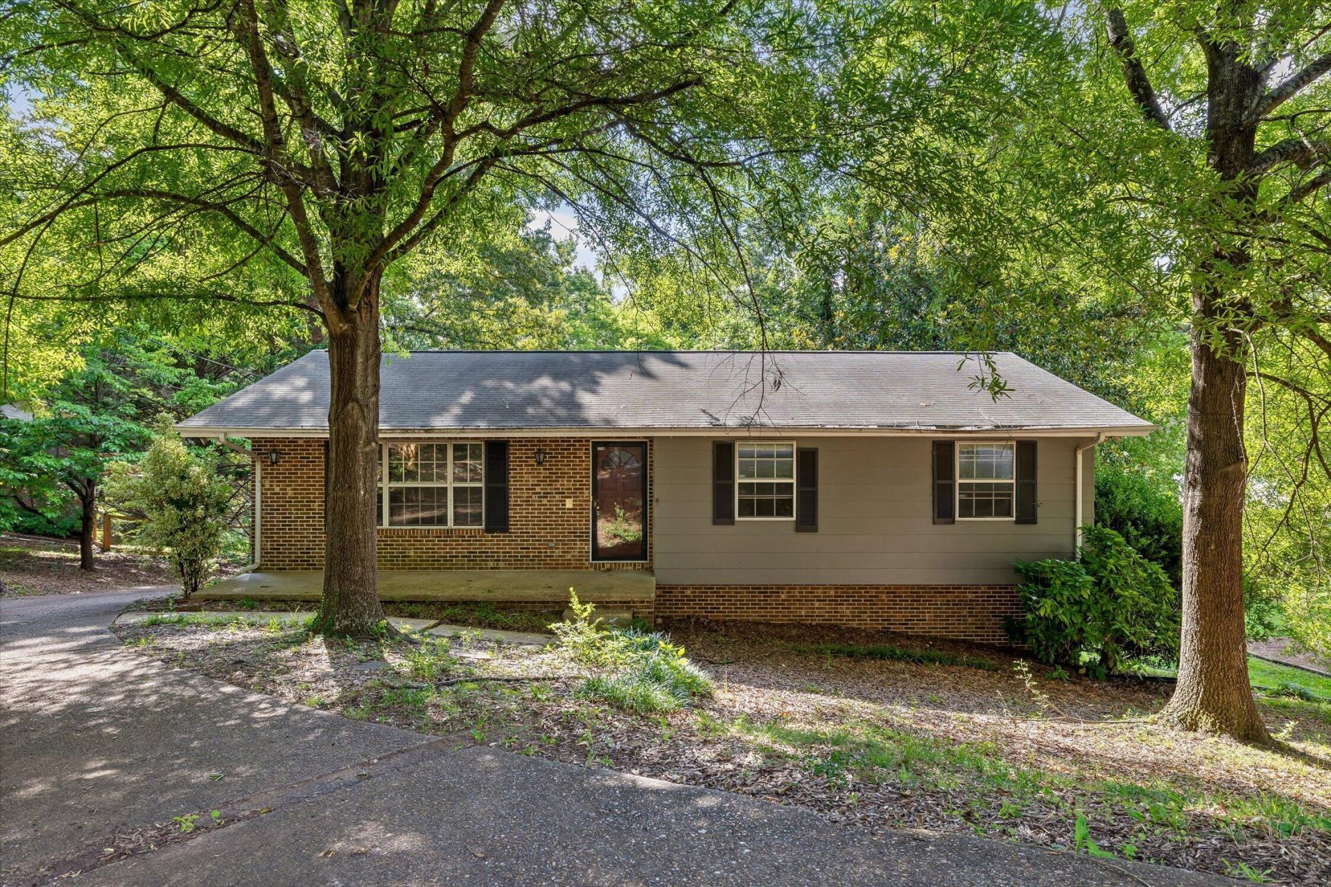 3212 Berkley Drive, Chattanooga, TN 37415 Main Photo