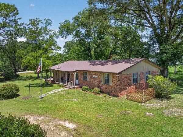 18040 N Us Highway 331, DeFuniak Springs, FL 32433