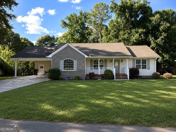 201 Briarwood Circle, Summerville, GA 30747