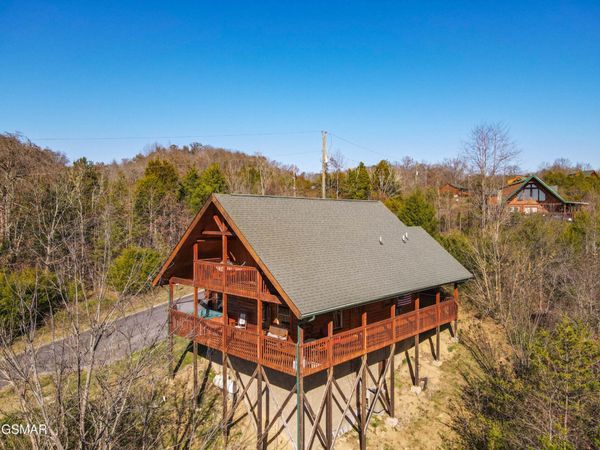 2355 Wingspan Drive , Sevierville, TN 37876