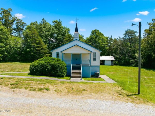 2940 Calderwood Highway , Maryville, TN 37801