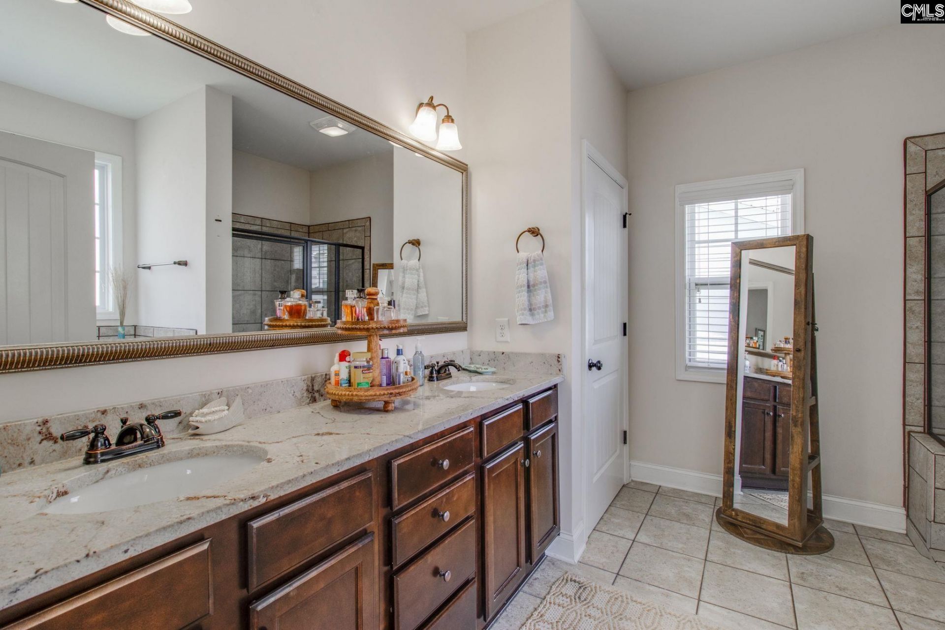 631 Pinnacle Way Photo 20