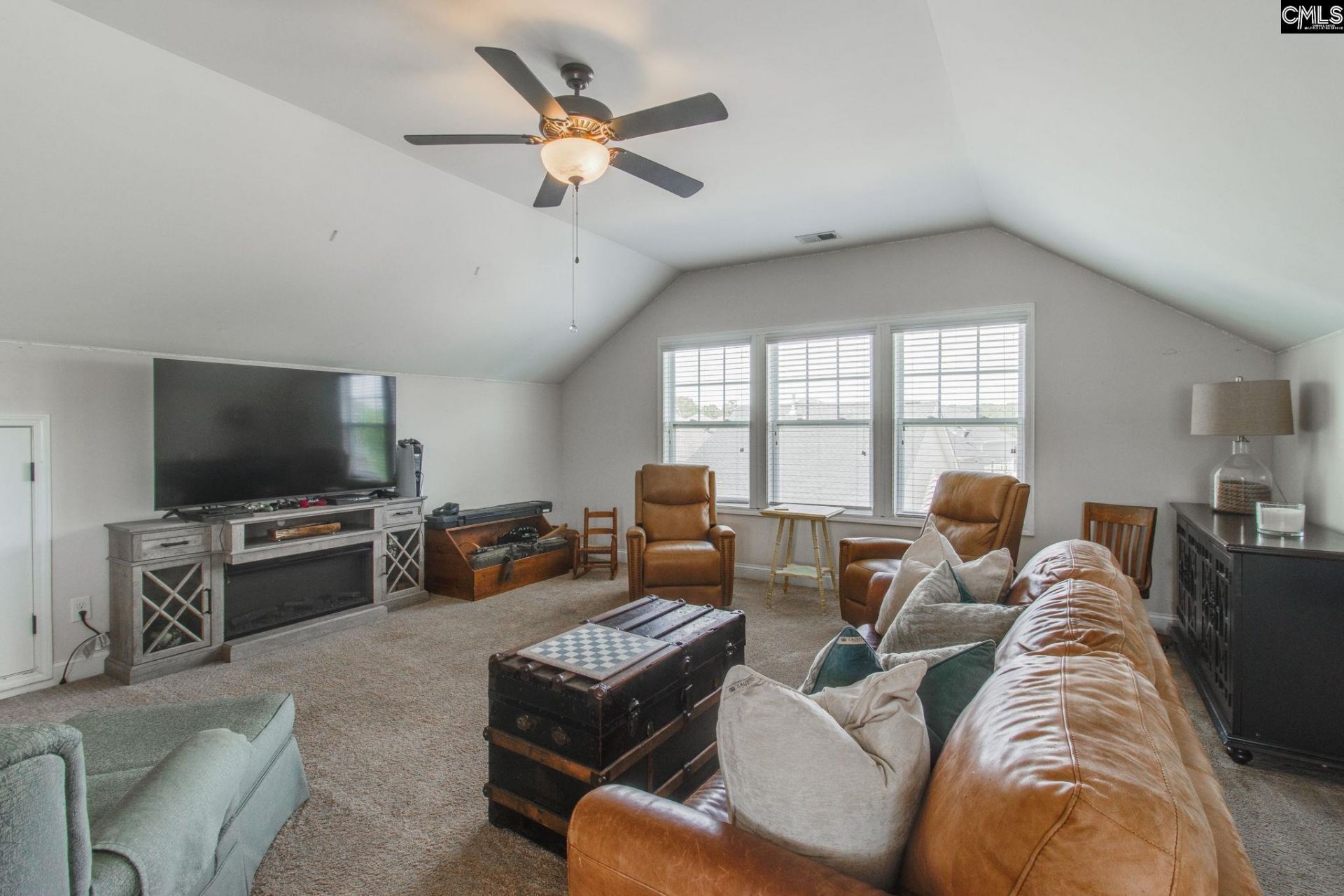 631 Pinnacle Way Photo 31
