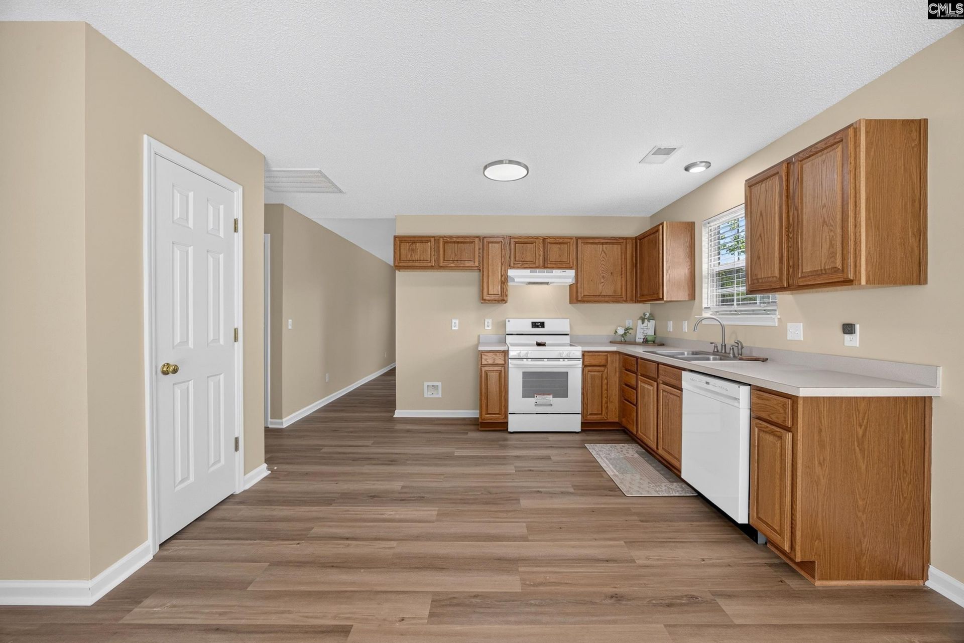 171 Arthurdale  Photo 12