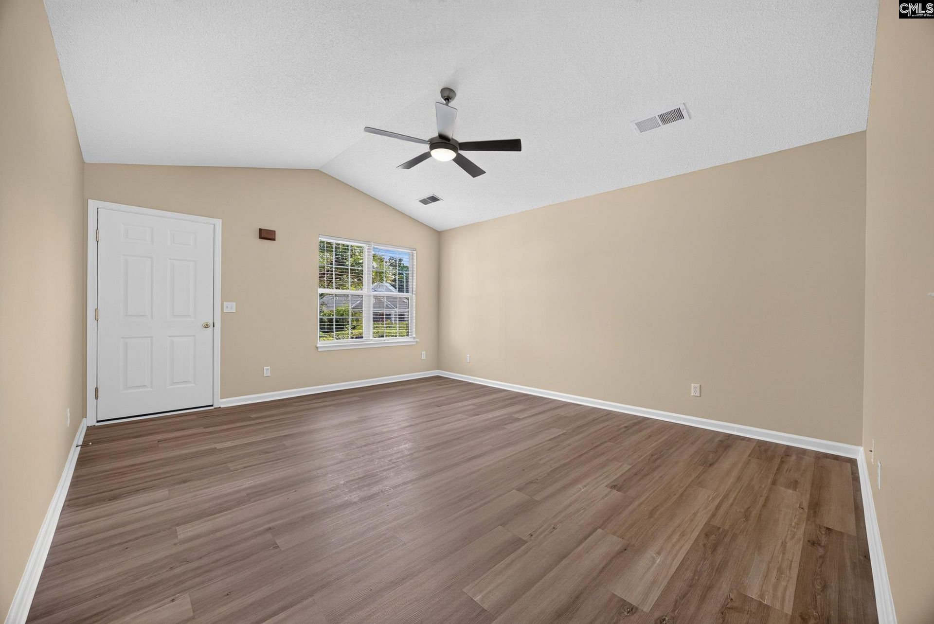 171 Arthurdale  Photo 7