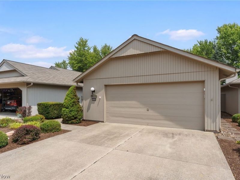 12647 Ionia Court, Strongsville, OH 44149 Photo 3