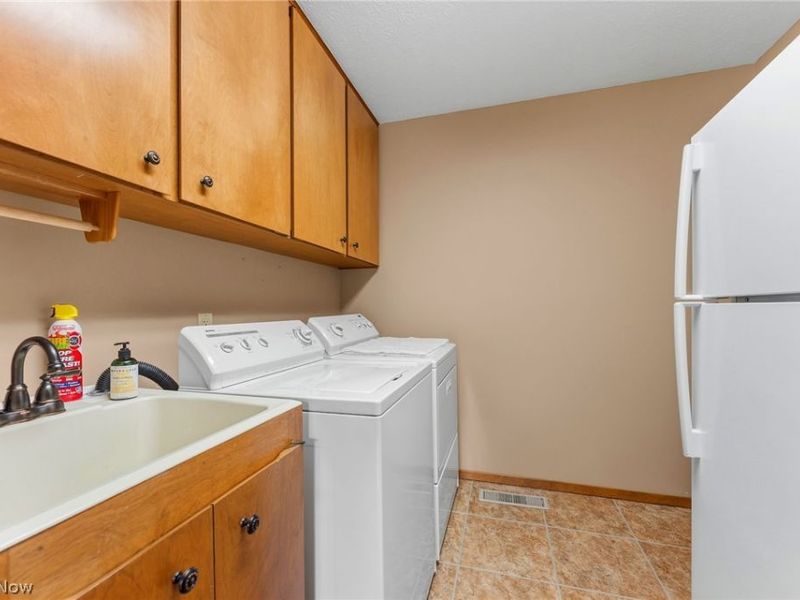 12647 Ionia Court, Strongsville, OH 44149 Photo 39