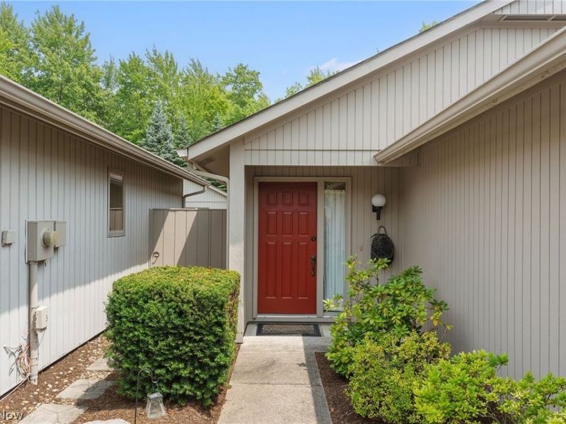12647 Ionia Court, Strongsville, OH 44149 Photo 4