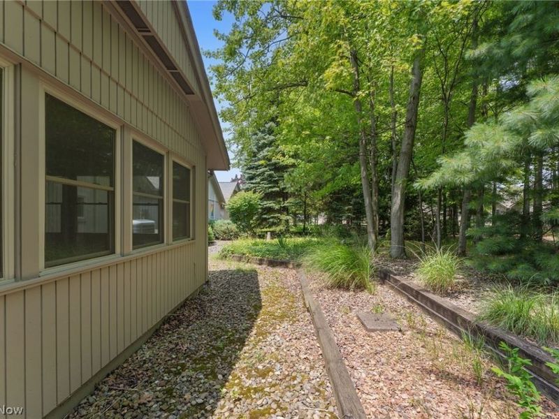 12647 Ionia Court, Strongsville, OH 44149 Photo 42