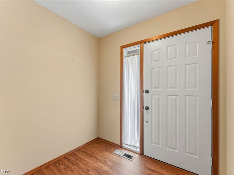 12647 Ionia Court, Strongsville, OH 44149 Photo 6