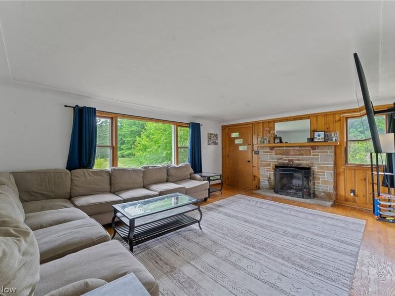 2451 E Western Reserve Road, Poland, OH 44514 Photo 10