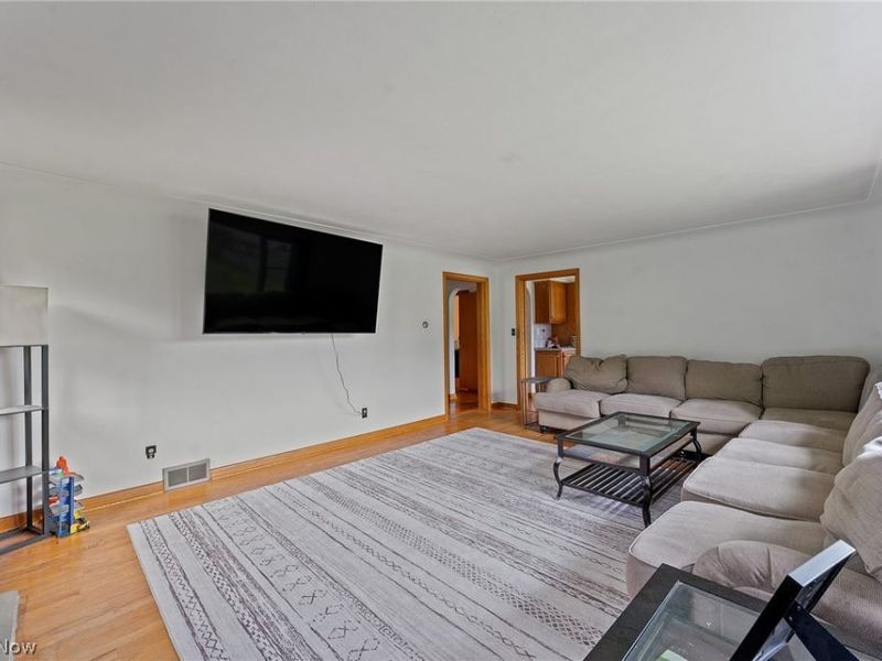2451 E Western Reserve Road, Poland, OH 44514 Photo 11
