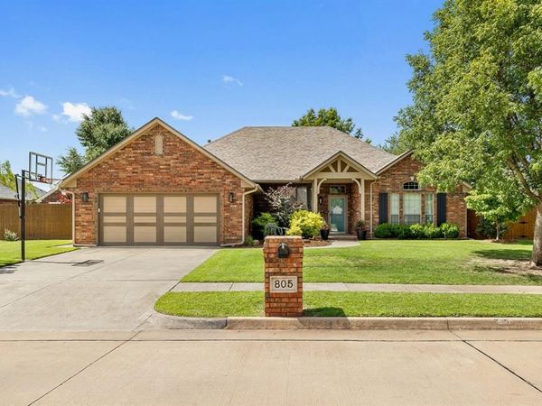 805 Fairfax Lane, El Reno, OK 73036