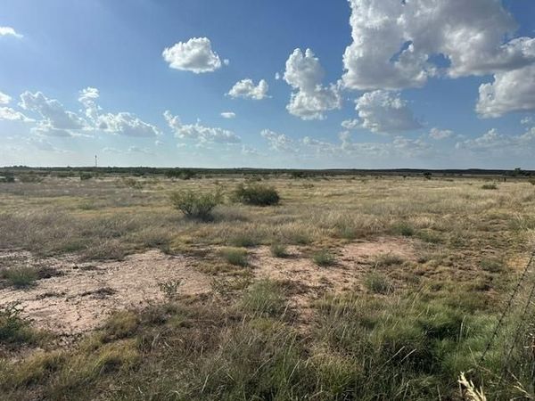 13301 E CR 2110 Road, Lone Wolf, OK 73655