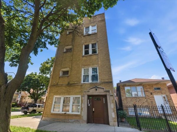 2200 N Knox Avenue, Unit 1, Chicago, IL 60639
