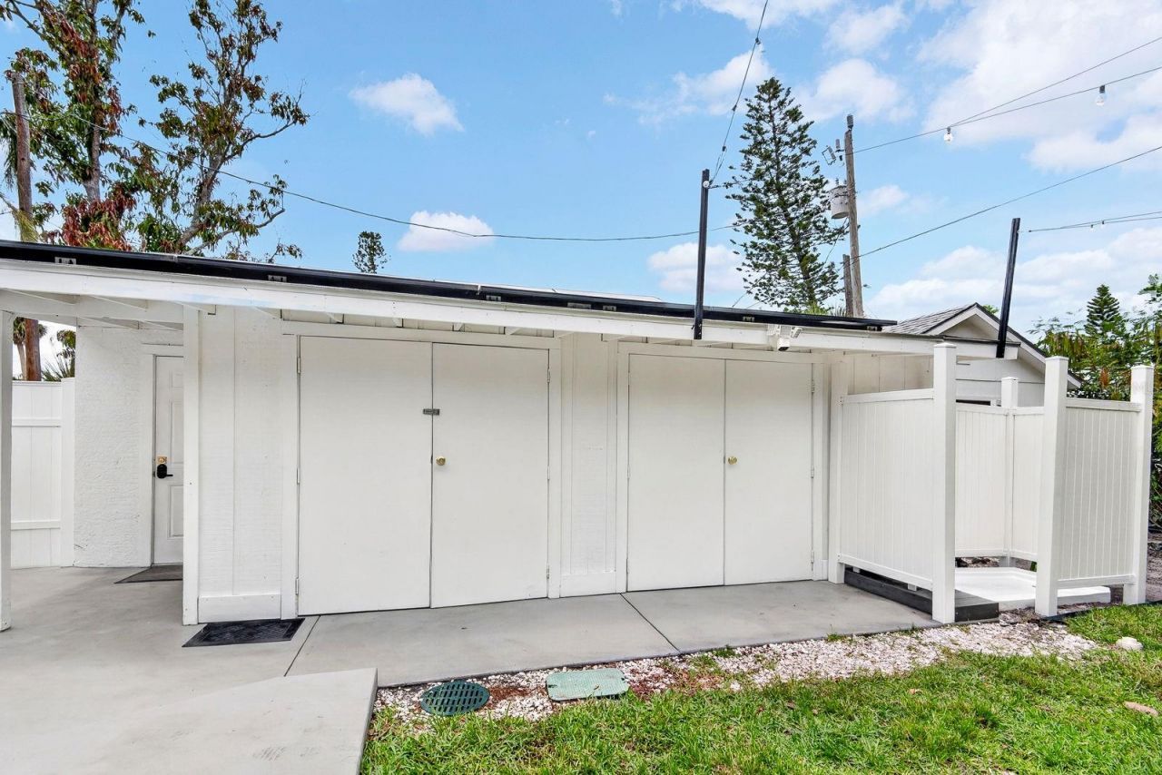 2009 1st Avenue E, Unit B, Bradenton, FL 34208 Photo