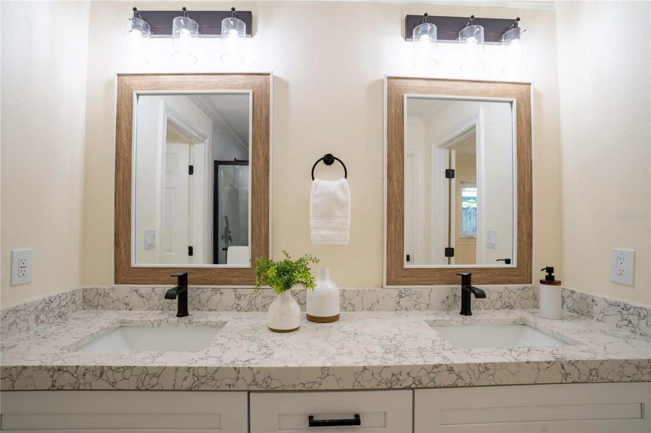 5119 Venetian Boulevard Ne, Saint Petersburg, FL 33703 Photo