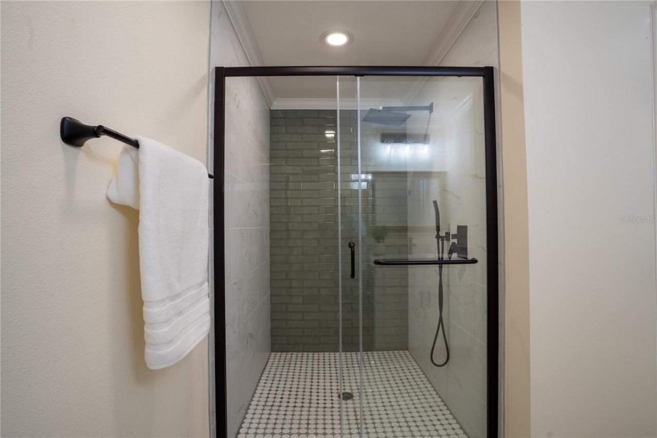 5119 Venetian Boulevard Ne, Saint Petersburg, FL 33703 Photo