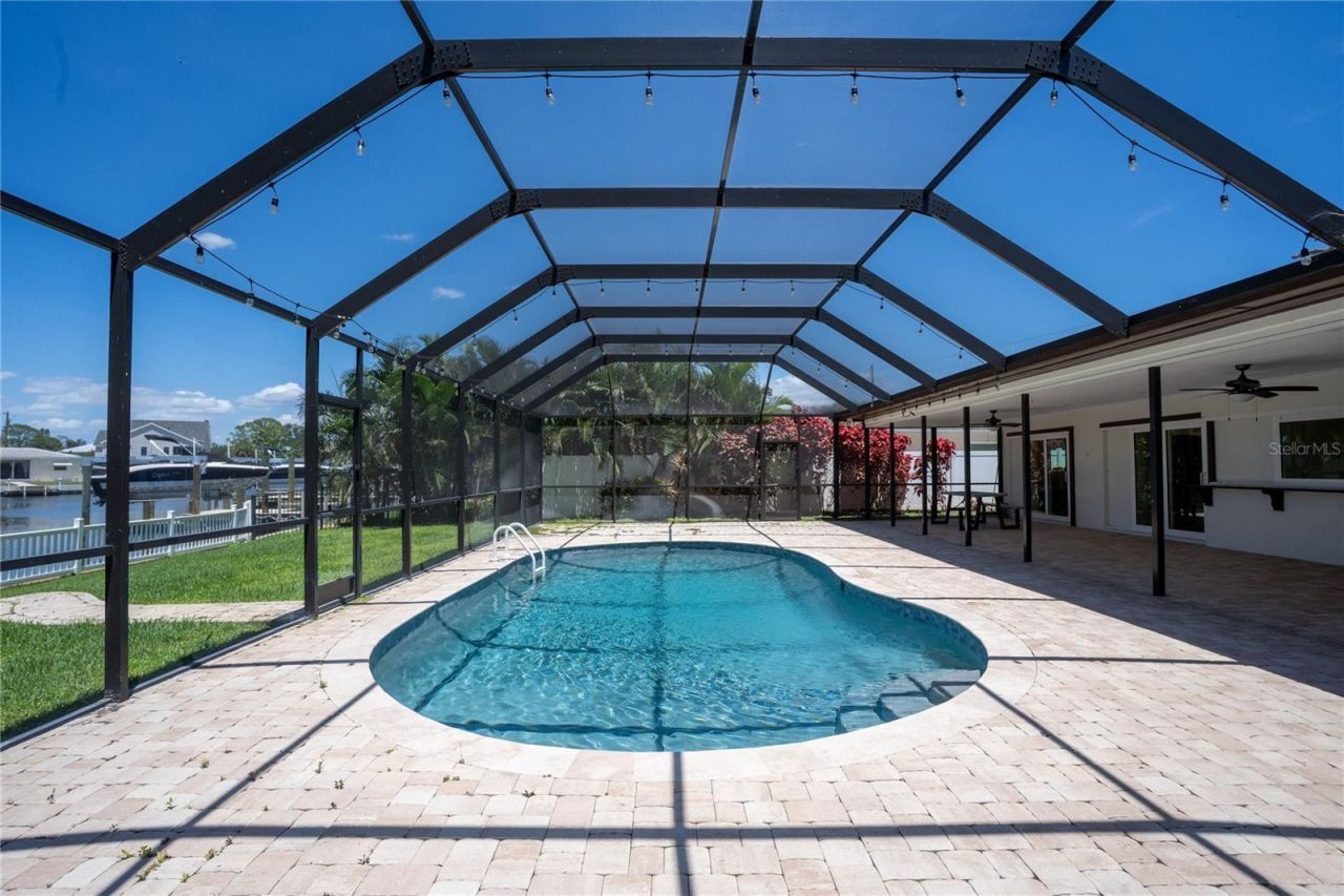 5119 Venetian Boulevard Ne, Saint Petersburg, FL 33703 Photo