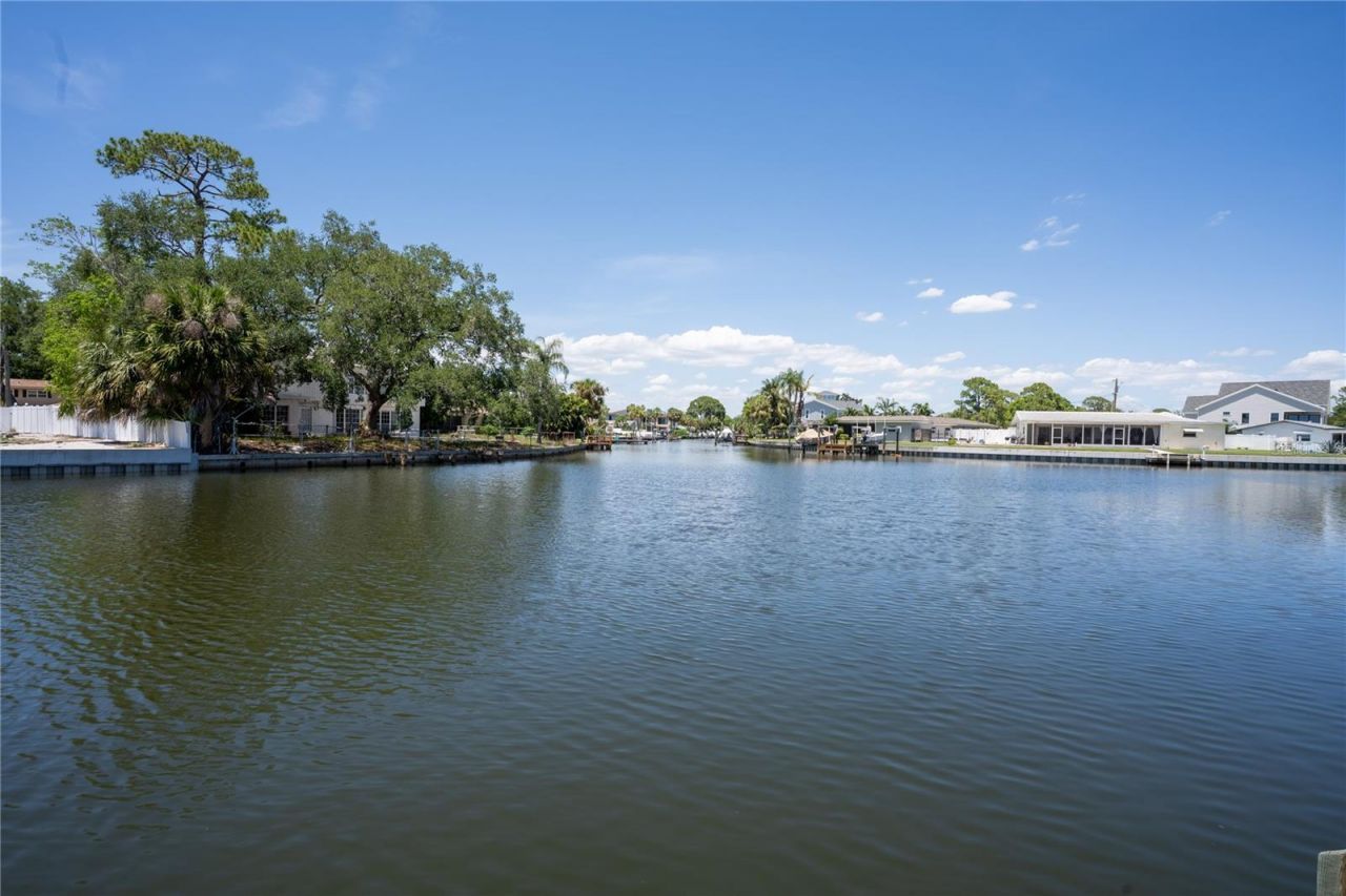 5119 Venetian Boulevard Ne, Saint Petersburg, FL 33703 Photo