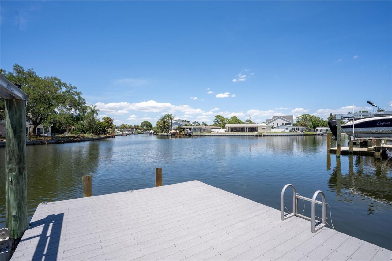 5119 Venetian Boulevard Ne, Saint Petersburg, FL 33703 Photo