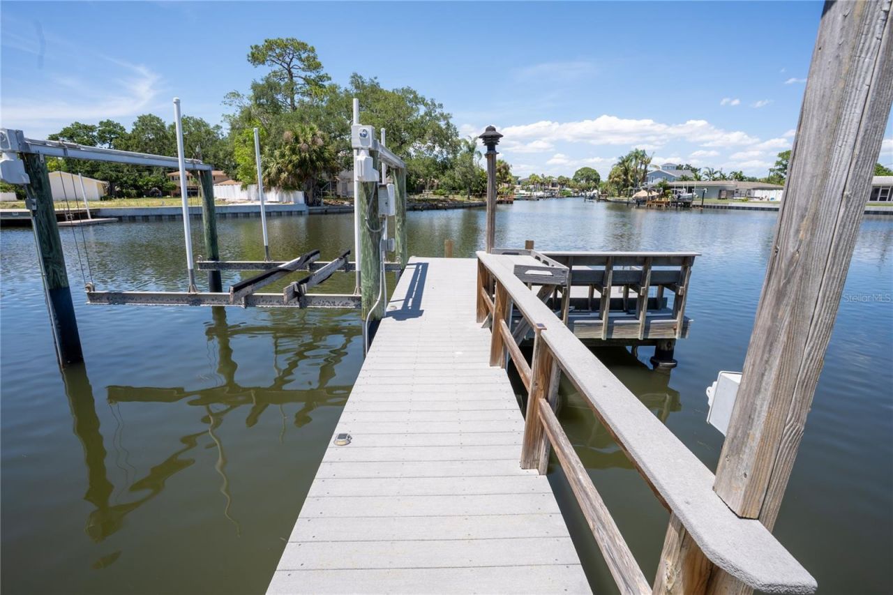 5119 Venetian Boulevard Ne, Saint Petersburg, FL 33703 Photo