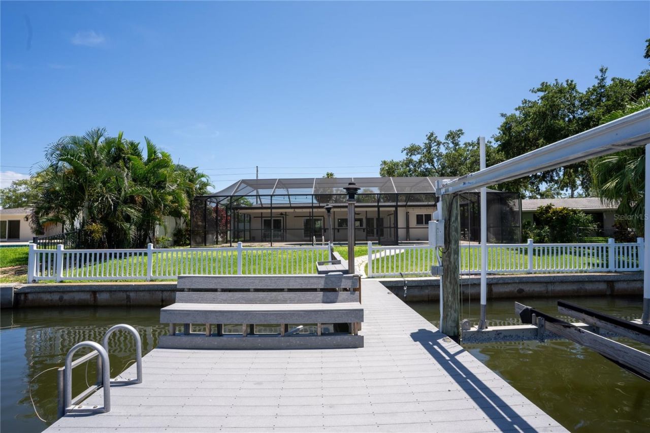 5119 Venetian Boulevard Ne, Saint Petersburg, FL 33703 Photo
