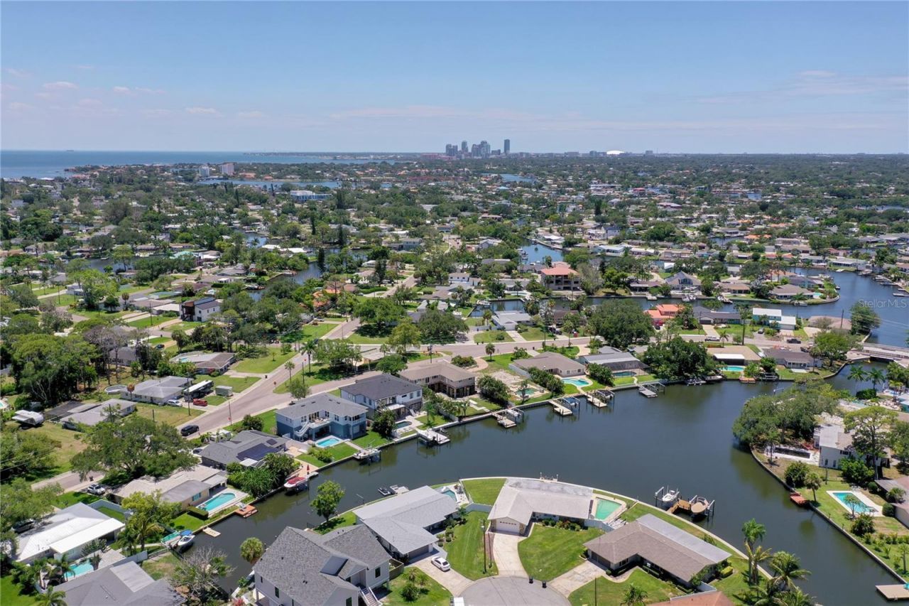5119 Venetian Boulevard Ne, Saint Petersburg, FL 33703 Photo