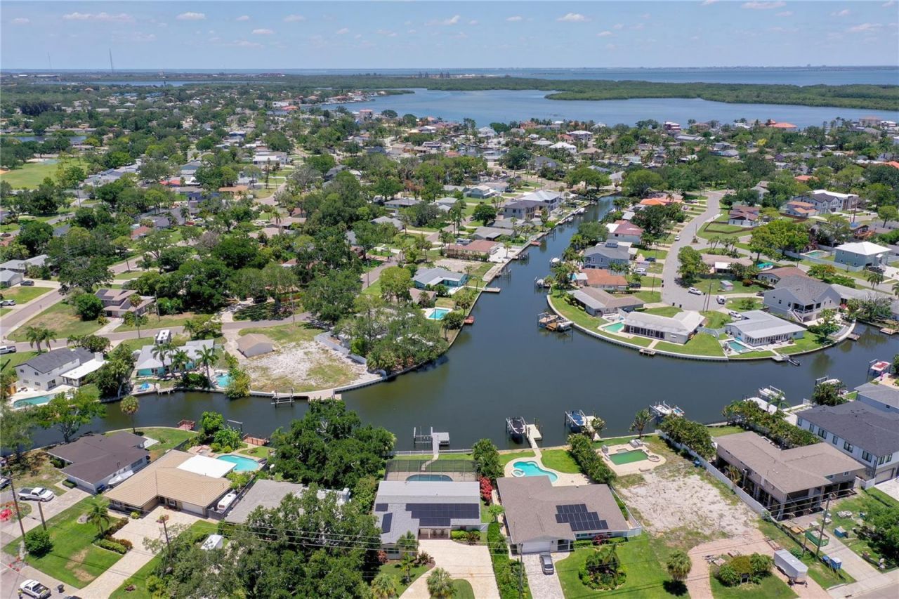 5119 Venetian Boulevard Ne, Saint Petersburg, FL 33703 Photo