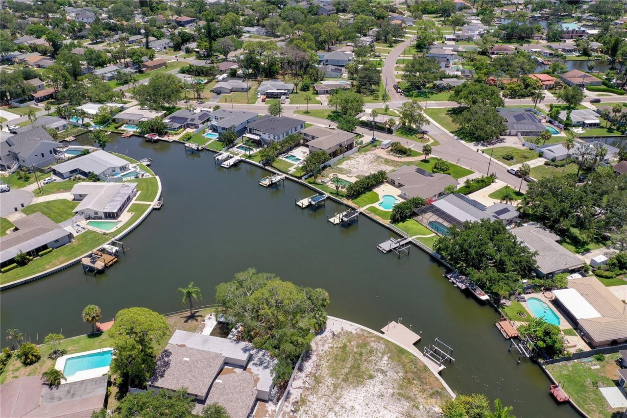 5119 Venetian Boulevard Ne, Saint Petersburg, FL 33703 Photo