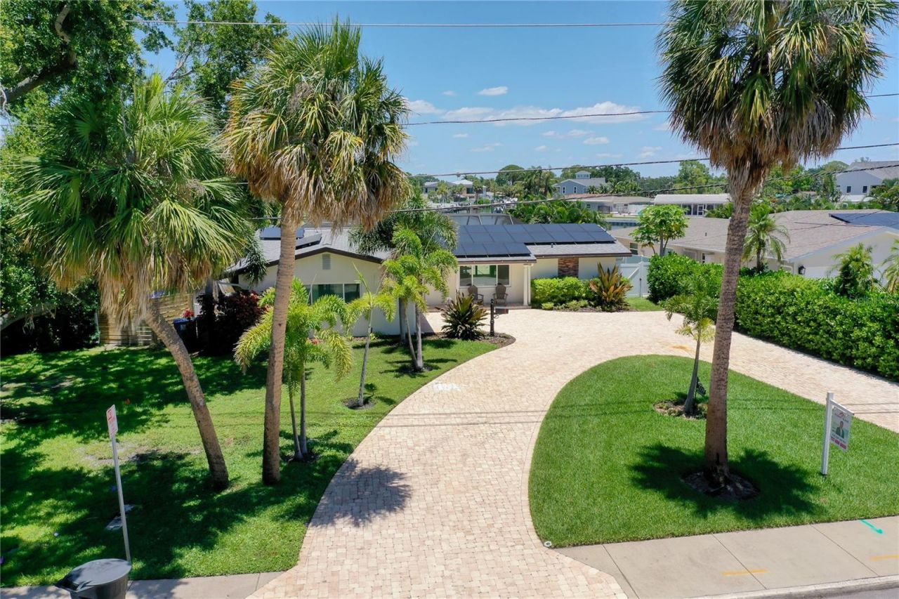 5119 Venetian Boulevard Ne, Saint Petersburg, FL 33703 Photo