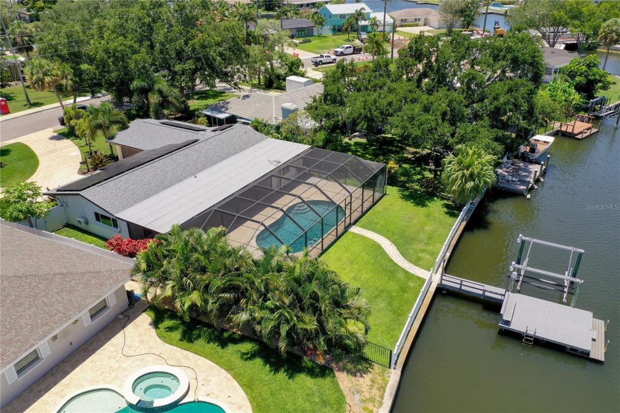 5119 Venetian Boulevard Ne, Saint Petersburg, FL 33703 Photo