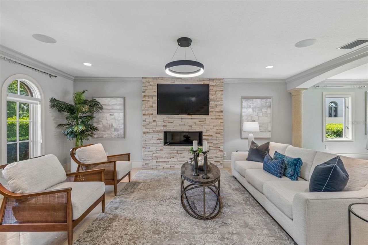 4927 Lyford Cay Road, Tampa, FL 33629 Photo