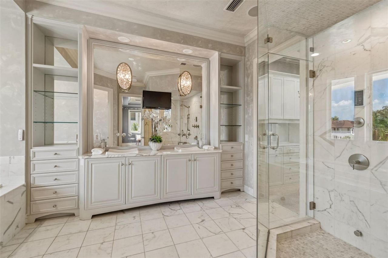 4927 Lyford Cay Road, Tampa, FL 33629 Photo
