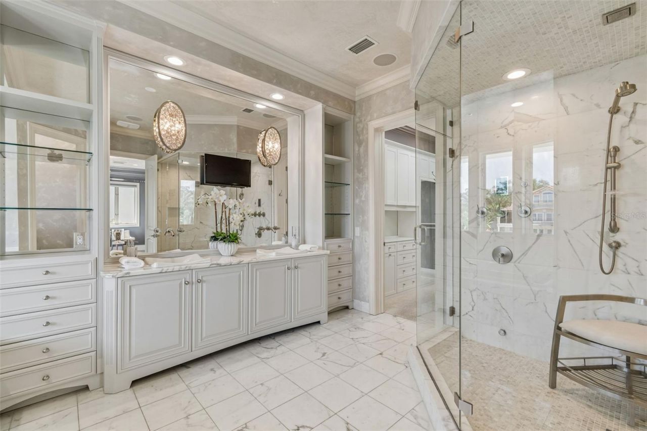 4927 Lyford Cay Road, Tampa, FL 33629 Photo