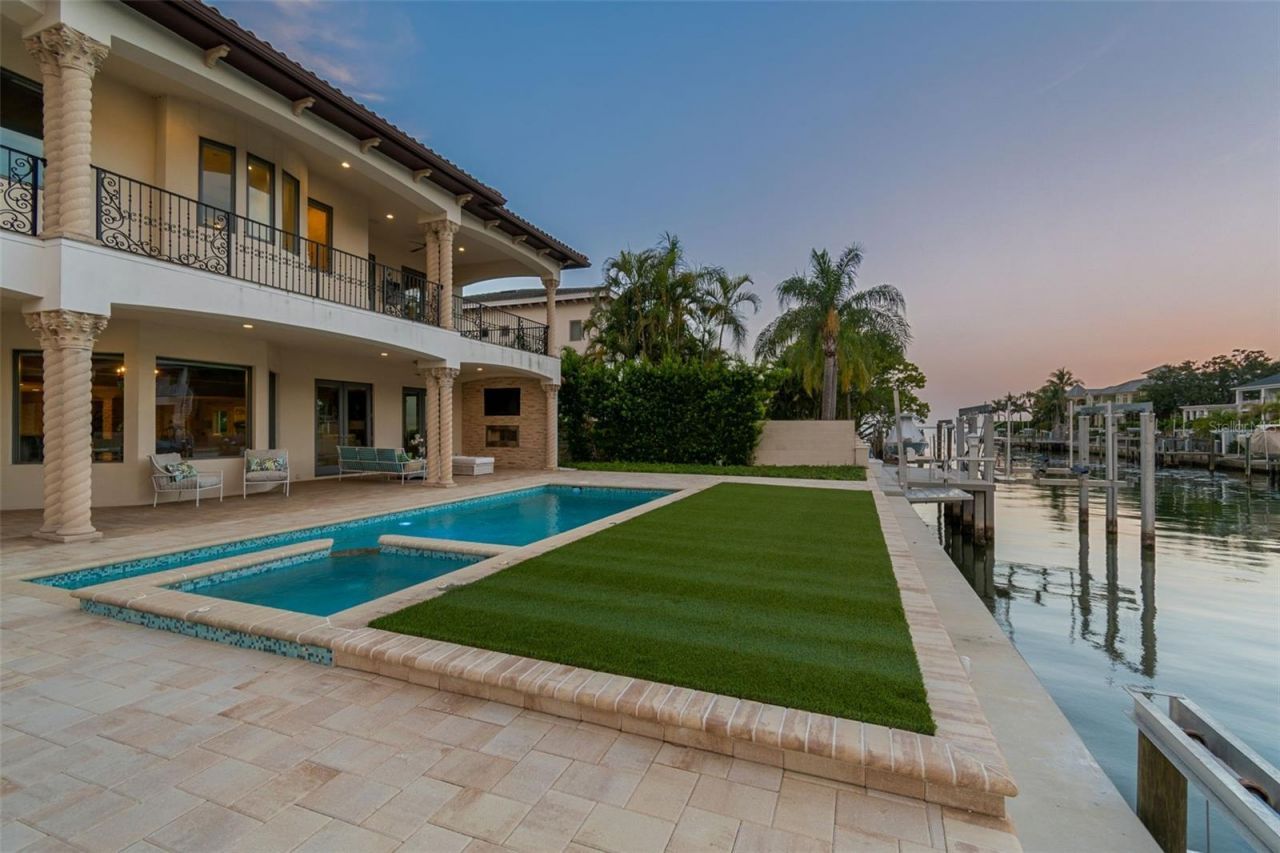 4927 Lyford Cay Road, Tampa, FL 33629 Photo