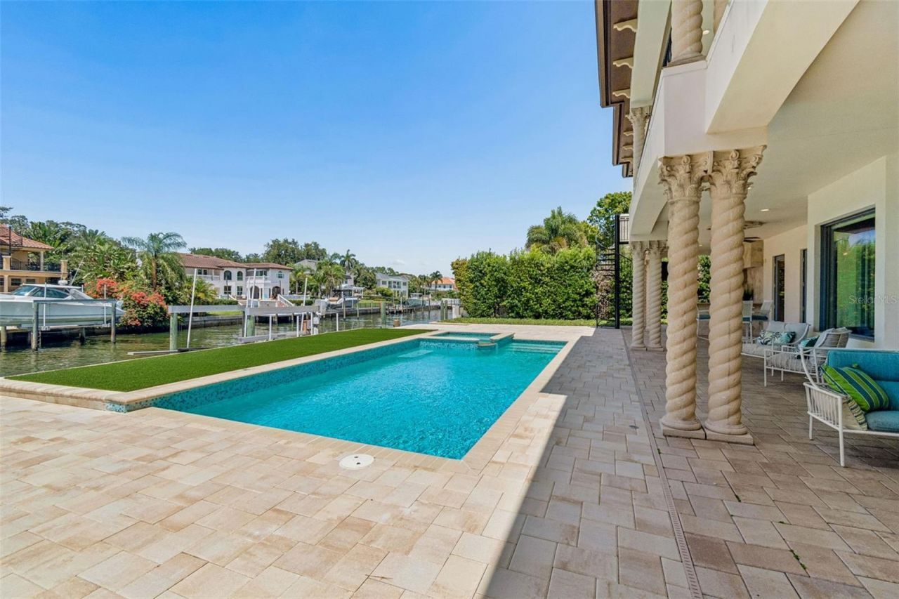 4927 Lyford Cay Road, Tampa, FL 33629 Photo