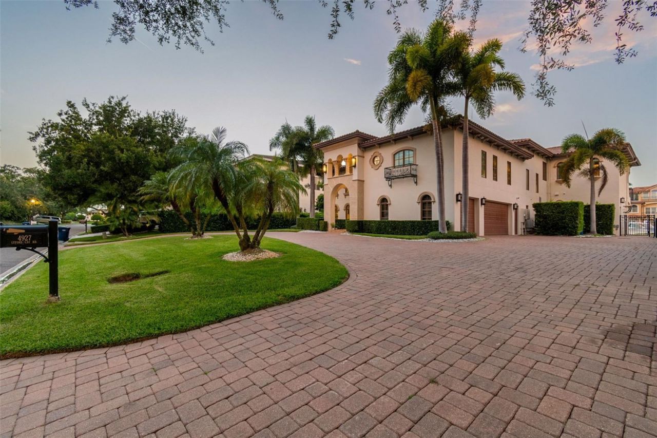4927 Lyford Cay Road, Tampa, FL 33629 Photo