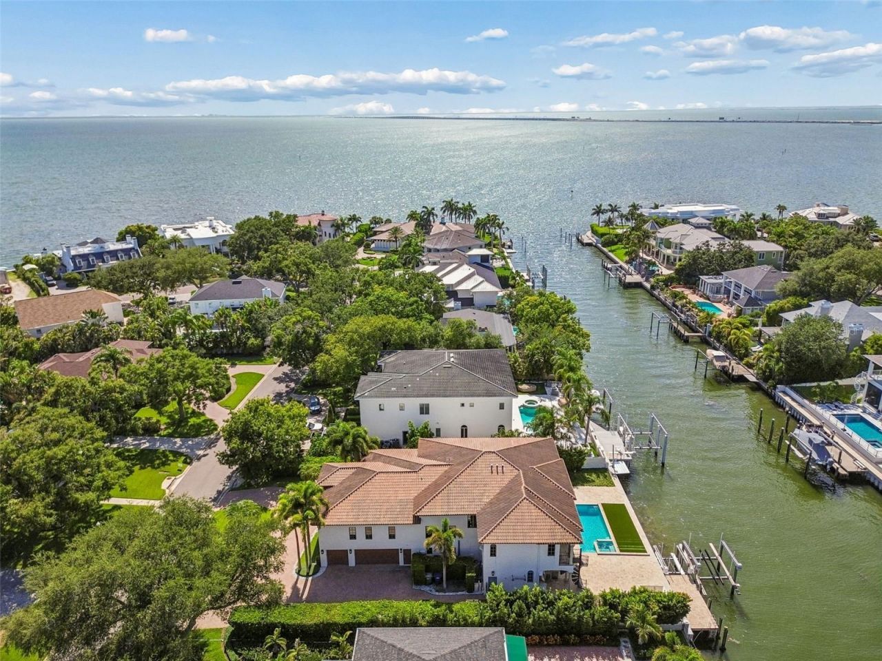4927 Lyford Cay Road, Tampa, FL 33629 Photo