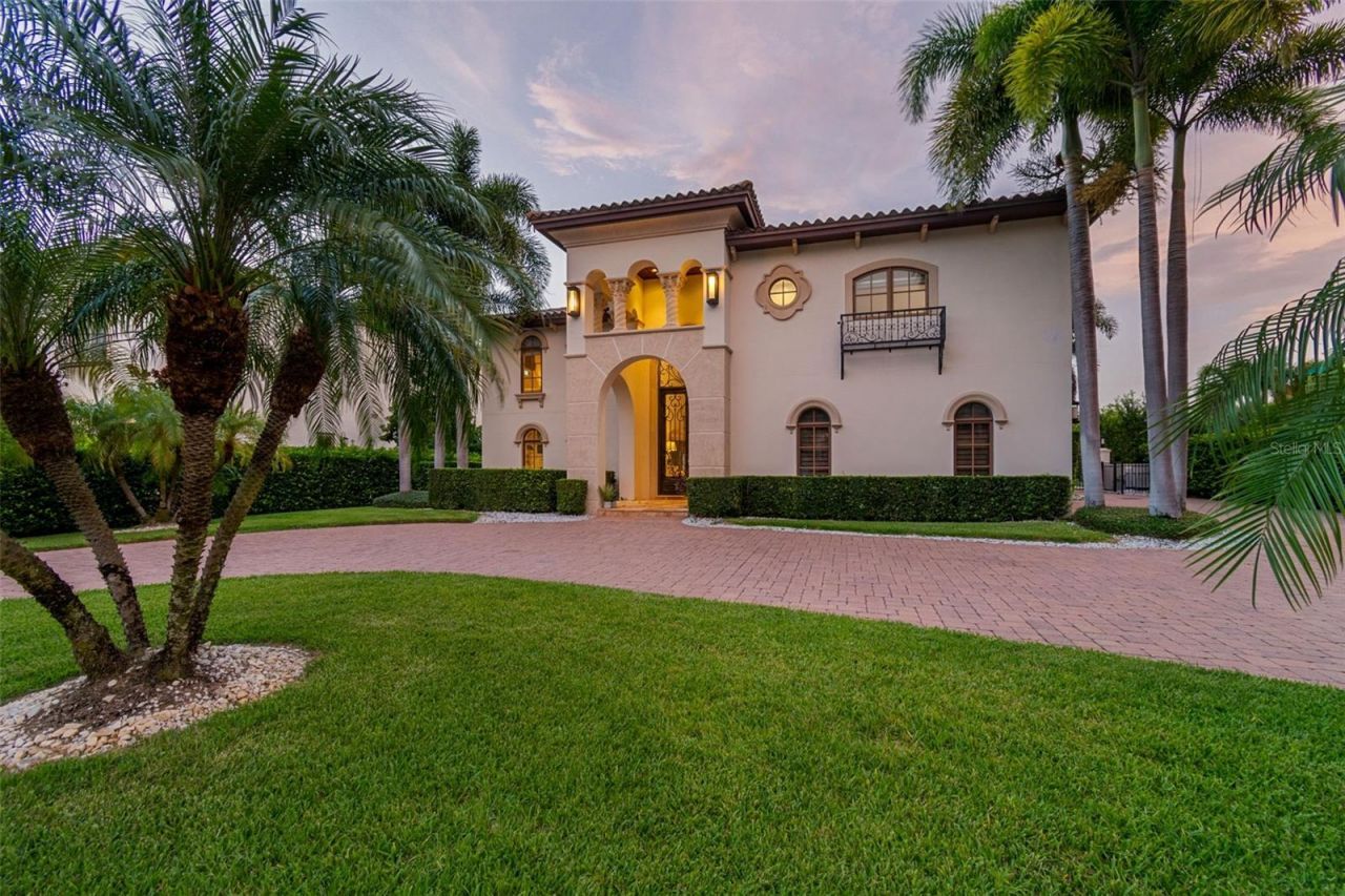 4927 Lyford Cay Road, Tampa, FL 33629 Photo