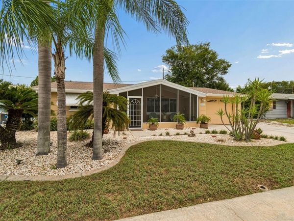 5843 APPLETREE ROAD , HOLIDAY, FL 34690