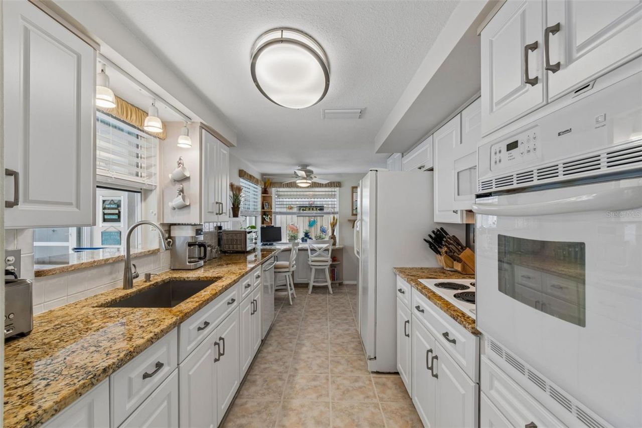 5843 Appletree Road, Holiday, FL 34690 Photo