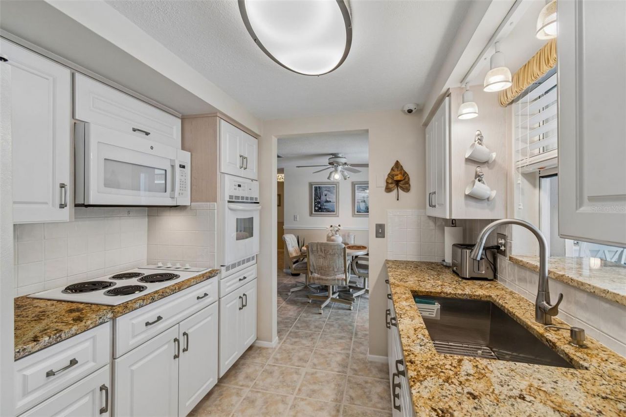 5843 Appletree Road, Holiday, FL 34690 Photo