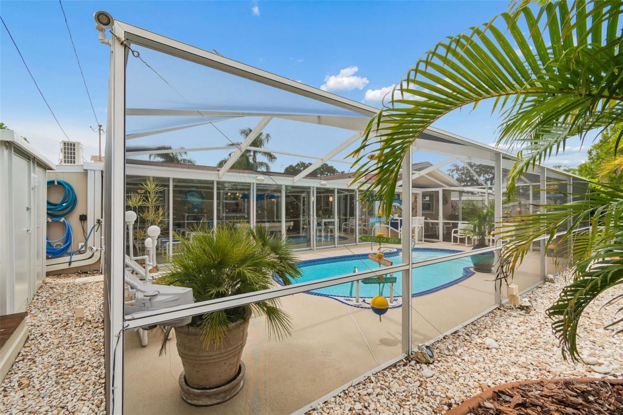 5843 Appletree Road, Holiday, FL 34690 Photo