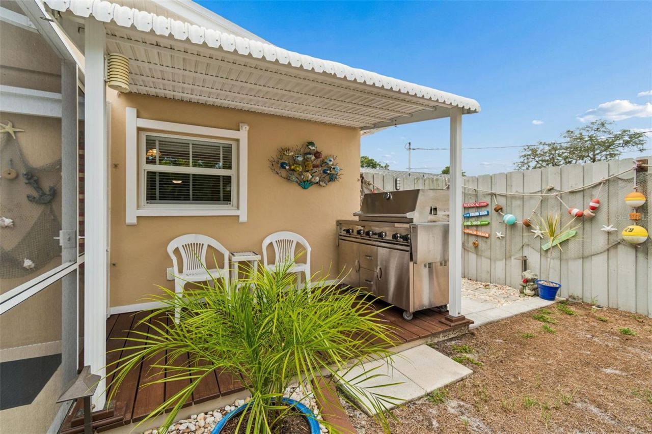 5843 Appletree Road, Holiday, FL 34690 Photo