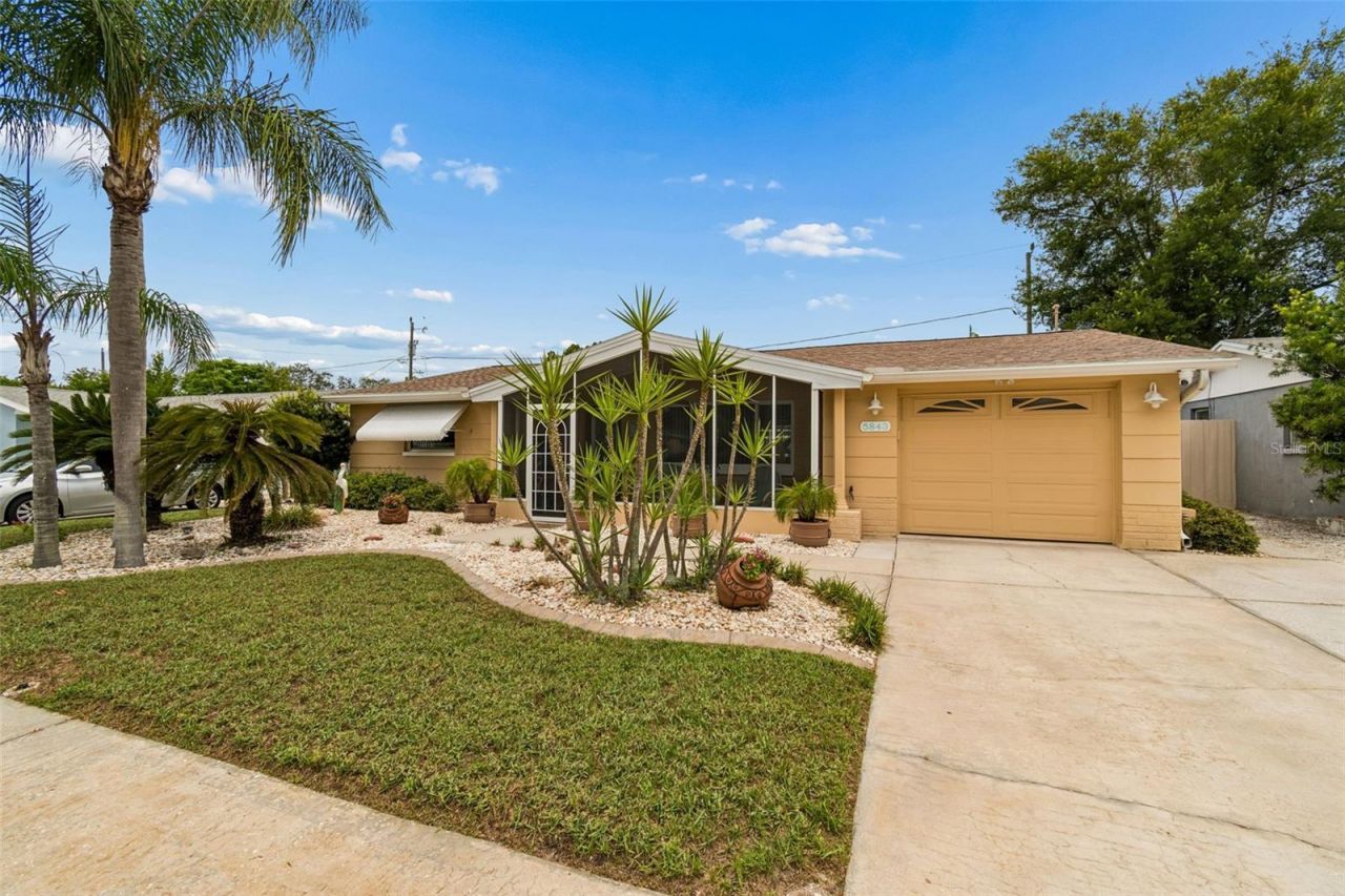 5843 Appletree Road, Holiday, FL 34690 Photo