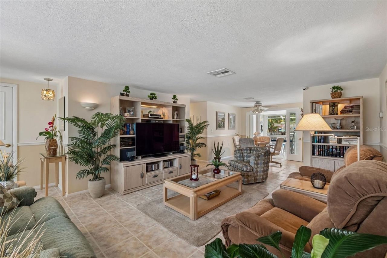 5843 Appletree Road, Holiday, FL 34690 Photo